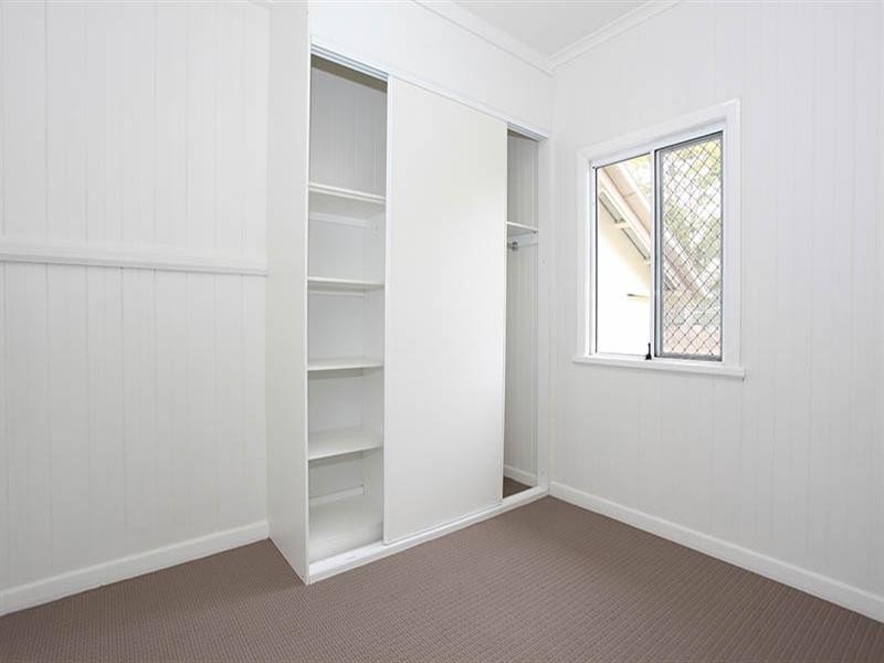 177 Beddoes Street, Holland Park QLD 4121