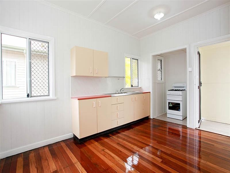 177 Beddoes Street, Holland Park QLD 4121