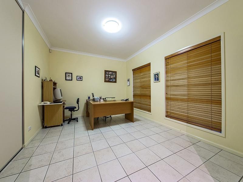 6 Red Gum Place, Mount Gravatt East QLD 4122