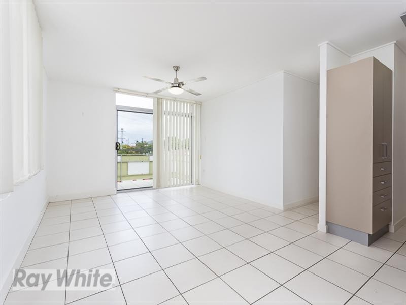 4/387 Cavendish Road, Coorparoo QLD 4151