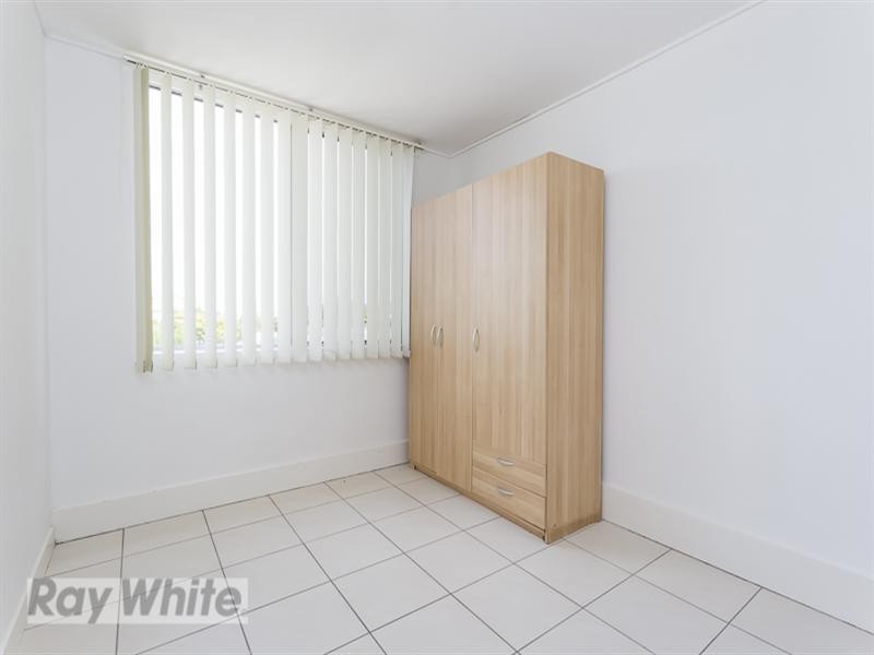 4/387 Cavendish Road, Coorparoo QLD 4151