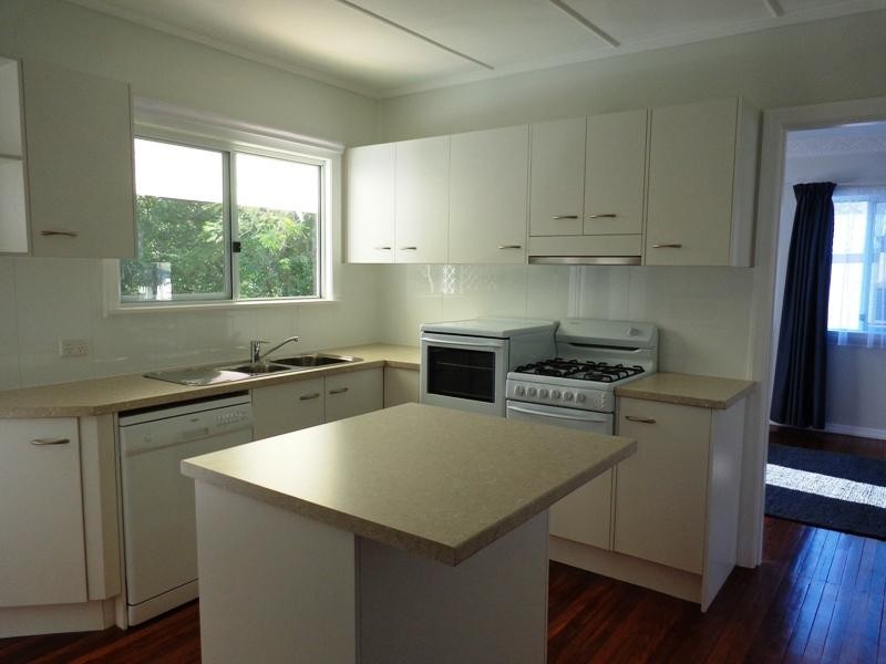 61 Eva Street, Coorparoo QLD 4151