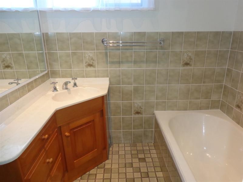 61 Eva Street, Coorparoo QLD 4151