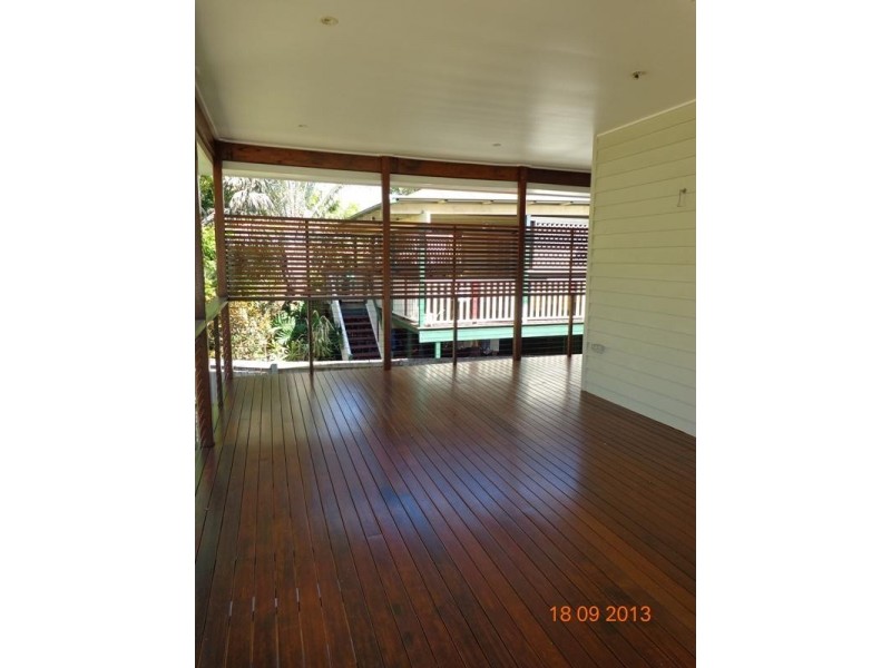 8 Mona Street, Coorparoo QLD 4151