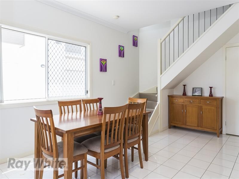 2/85 Adelaide Street, Carina QLD 4152