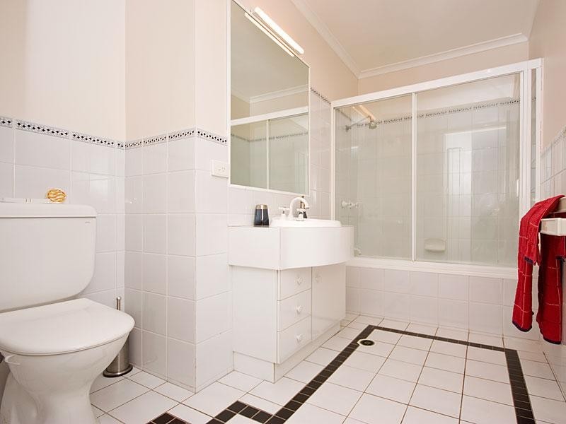 3/60 Rialto Street, Coorparoo QLD 4151