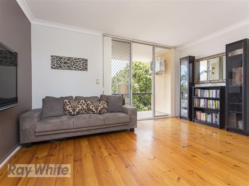 8/12 Birdwood Street, Coorparoo QLD 4151