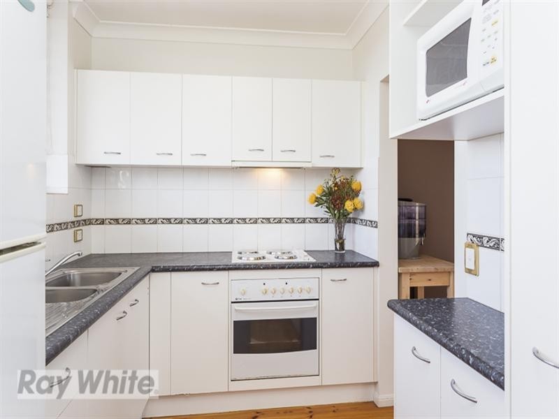 8/12 Birdwood Street, Coorparoo QLD 4151