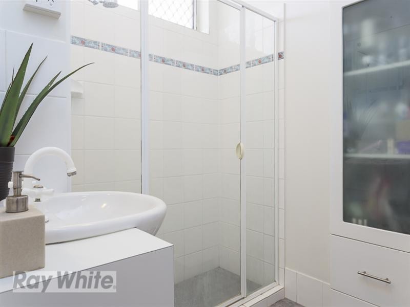 8/12 Birdwood Street, Coorparoo QLD 4151