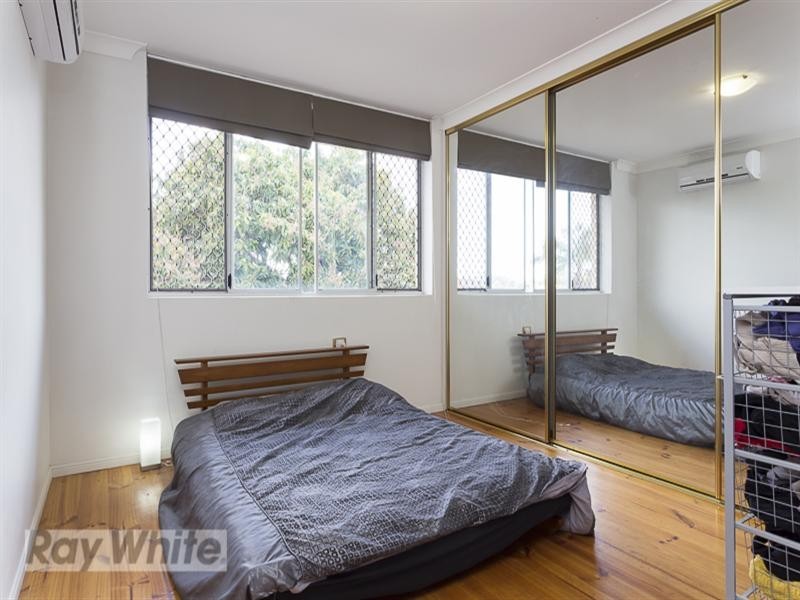 8/12 Birdwood Street, Coorparoo QLD 4151