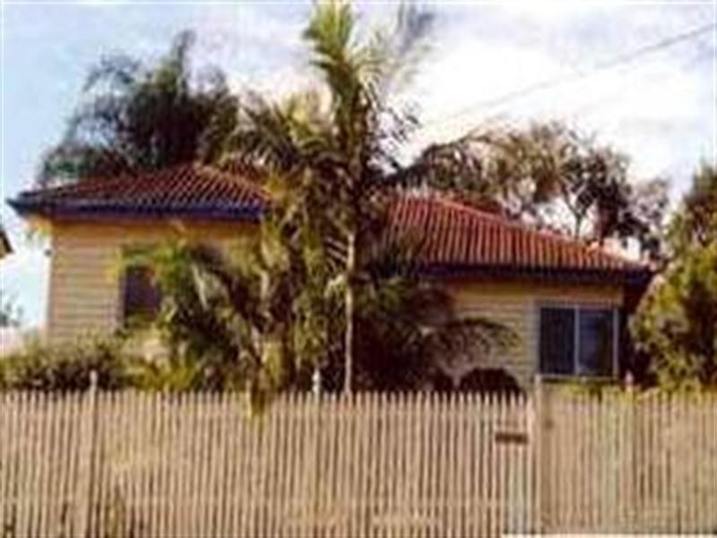 28 Hartley Street, Camp Hill QLD 4152