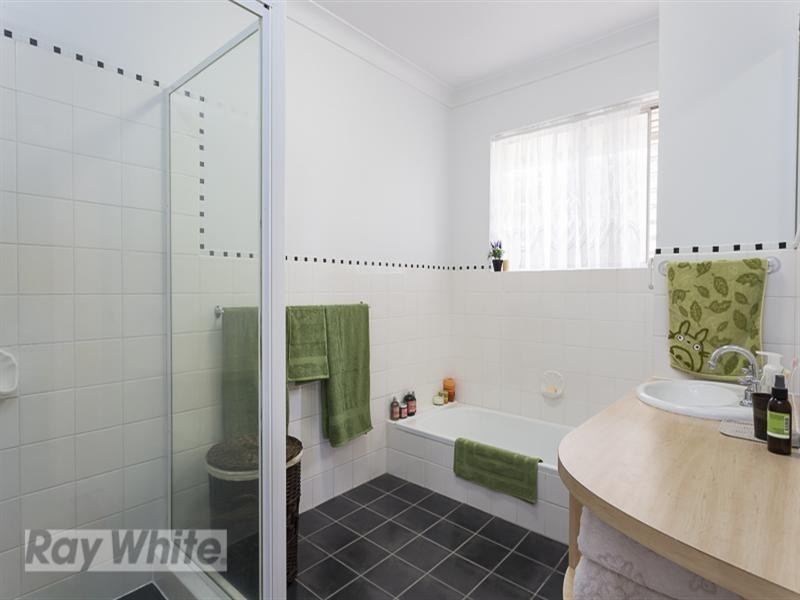 1/15 Weston Street, Coorparoo QLD 4151