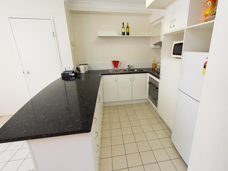 39/300 Sir Fred Schonell Drive, St Lucia QLD 4067