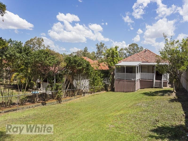 26 Wills Street, Coorparoo QLD 4151