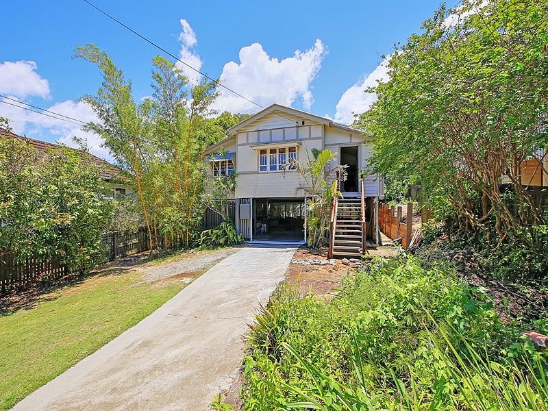 48 Hipwood Avenue, Coorparoo QLD 4151