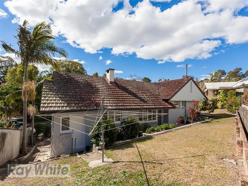 45 Coonara Street, Holland Park QLD 4121