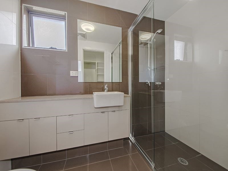 10/57 Gordon Street, Greenslopes QLD 4120