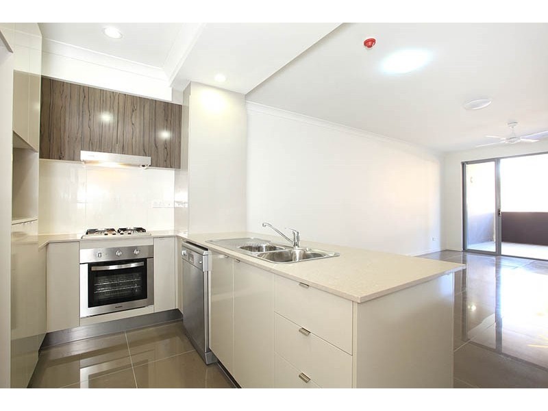 10/57 Gordon Street, Greenslopes QLD 4120