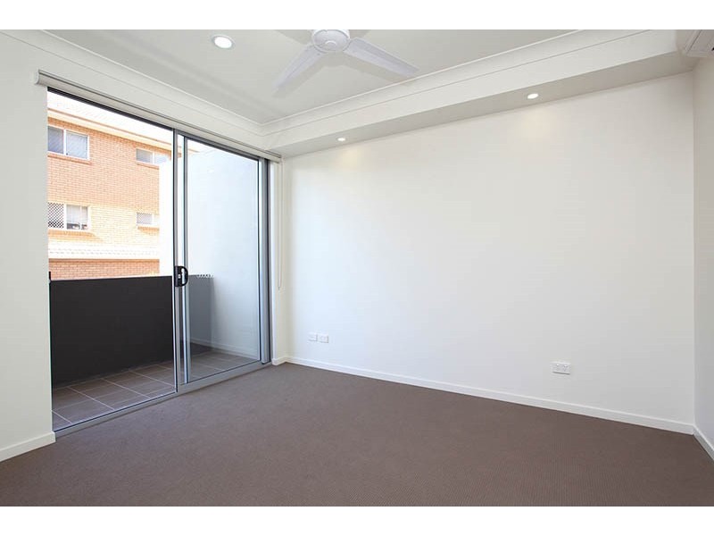 10/57 Gordon Street, Greenslopes QLD 4120