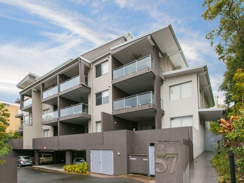 10/57 Gordon Street, Greenslopes QLD 4120