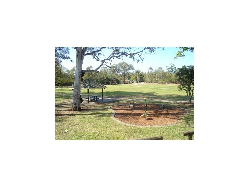 39 Arlington Street, Coorparoo QLD 4151