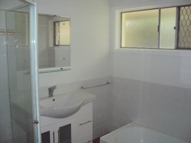 68 Lancaster Street, Coorparoo QLD 4151