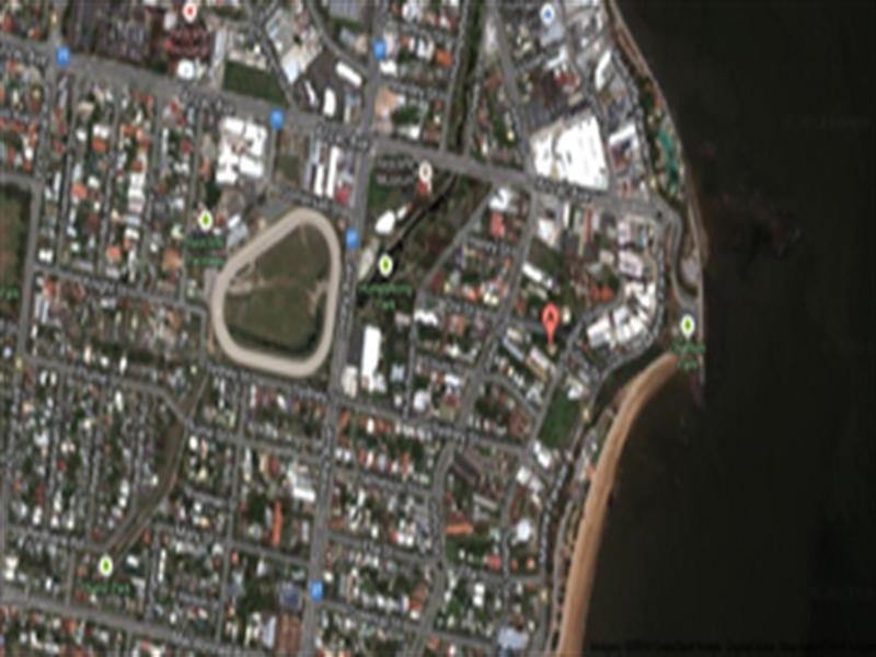 77 Sutton Street, Redcliffe QLD 4020
