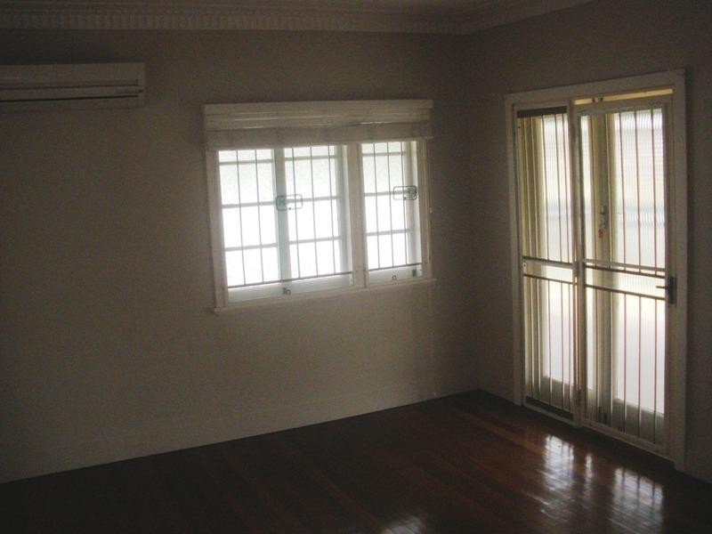 29 Noble Street, Camp Hill QLD 4152