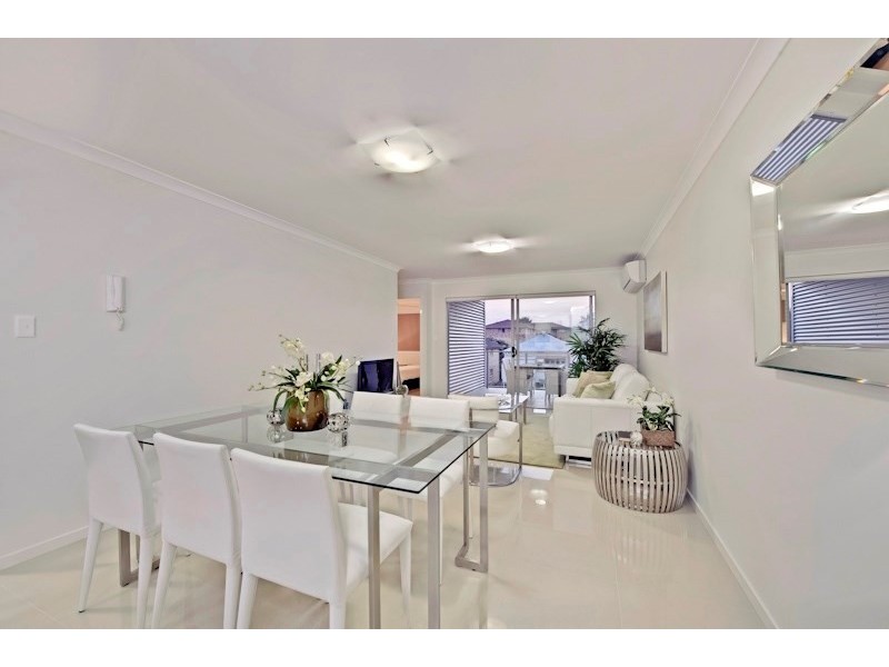 4/56 Nelson Street, Coorparoo QLD 4151