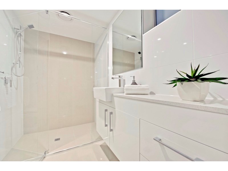 4/56 Nelson Street, Coorparoo QLD 4151