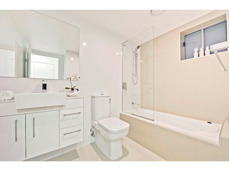 4/56 Nelson Street, Coorparoo QLD 4151