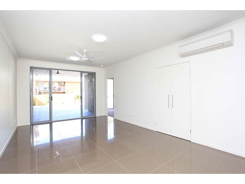 1/57 Gordon Street, Greenslopes QLD 4120