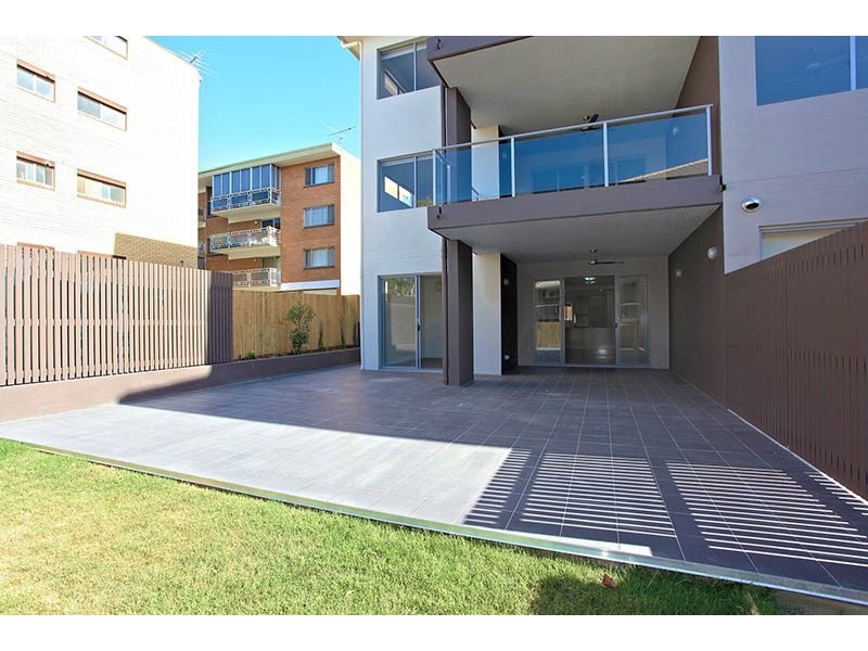 1/57 Gordon Street, Greenslopes QLD 4120