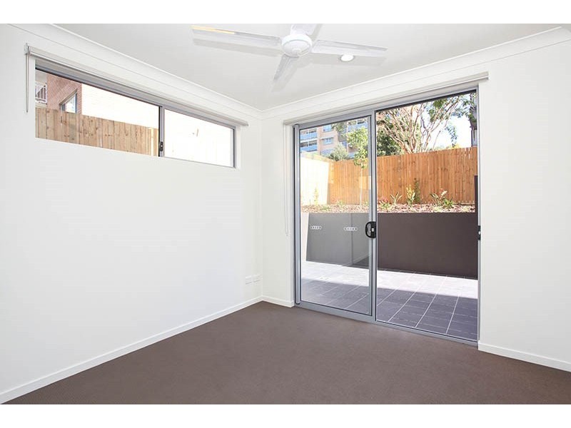 1/57 Gordon Street, Greenslopes QLD 4120