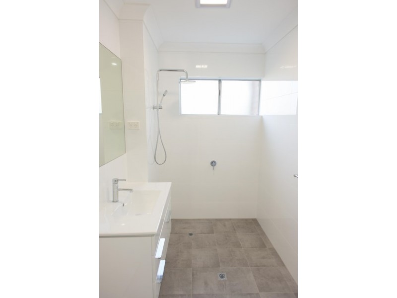 2/9 Rutland Street, Coorparoo QLD 4151