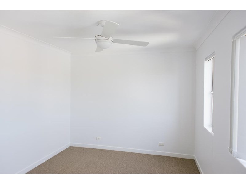 2/9 Rutland Street, Coorparoo QLD 4151