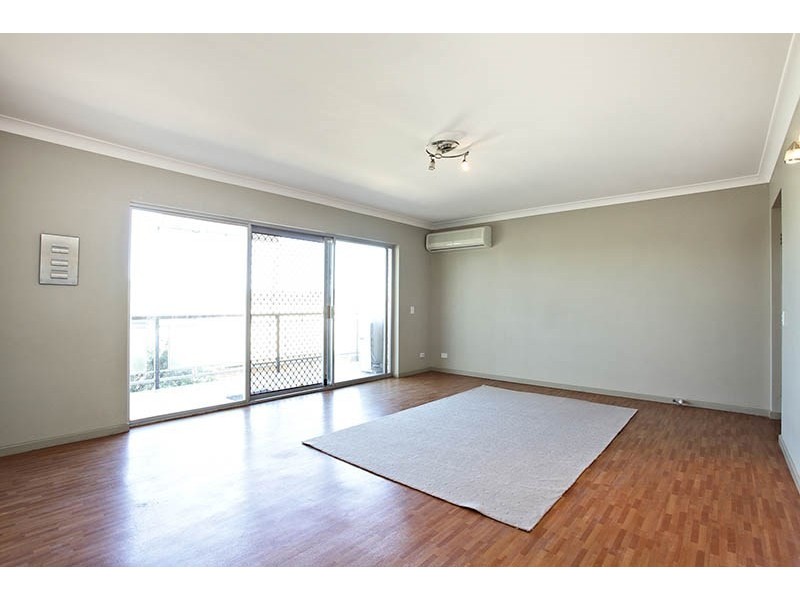 9/20 Kitchener Street, Coorparoo QLD 4151