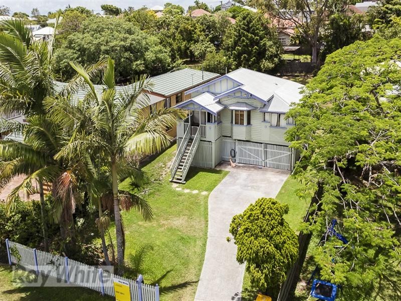2 Coke Street, Camp Hill QLD 4152