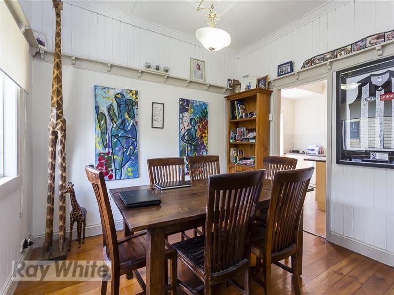 2 Coke Street, Camp Hill QLD 4152