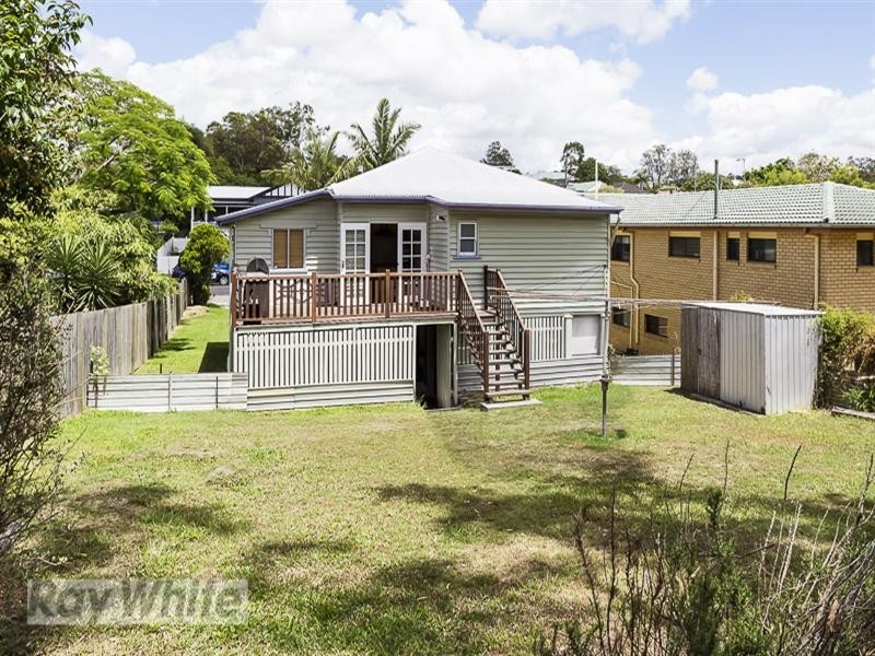 2 Coke Street, Camp Hill QLD 4152