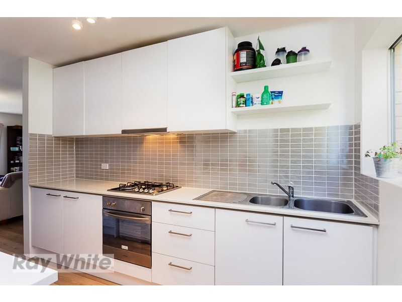 2/17 Hunter Street, Greenslopes QLD 4120