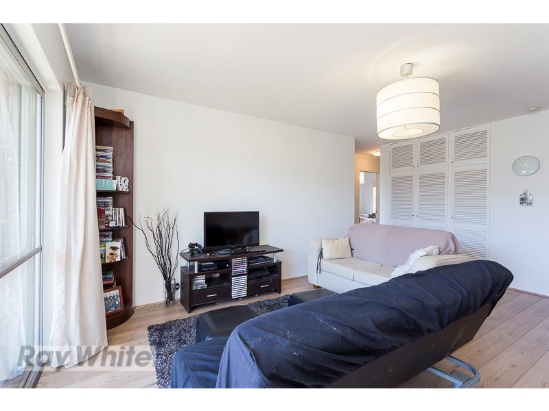 2/17 Hunter Street, Greenslopes QLD 4120