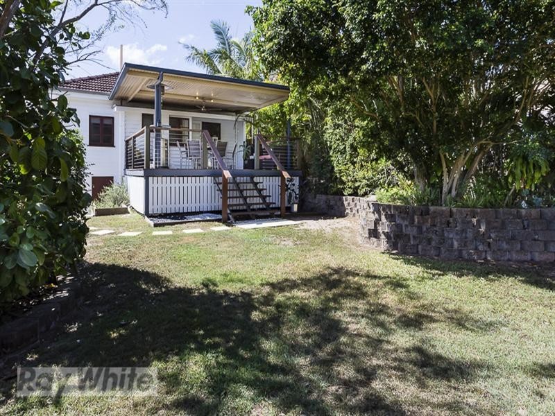 133 Harold Street, Holland Park QLD 4121