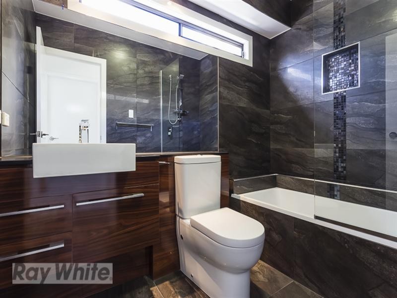 2/38 Preston Road, Carina QLD 4152