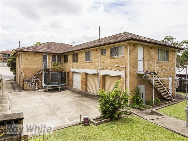 131 Pembroke Road/ 19 Nicklin Street, Coorparoo QLD 4151