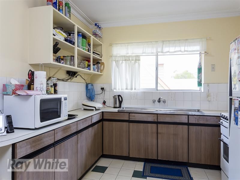 131 Pembroke Road/ 19 Nicklin Street, Coorparoo QLD 4151