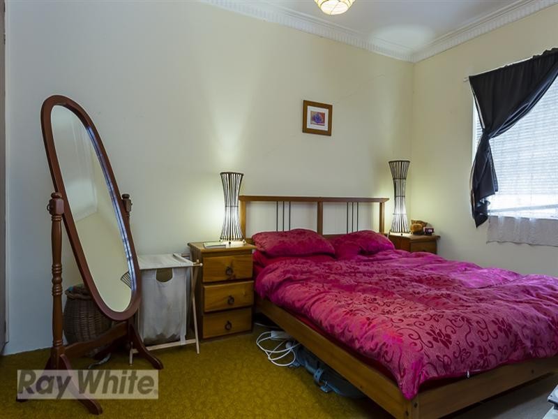 131 Pembroke Road/ 19 Nicklin Street, Coorparoo QLD 4151