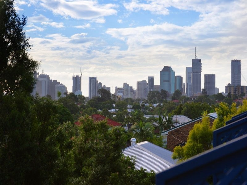 2/24 Eighth Avenue, Coorparoo QLD 4151