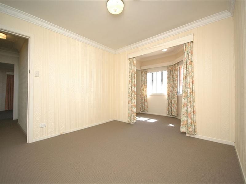 32 Marian Street, Coorparoo QLD 4151