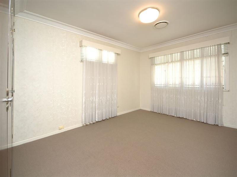 32 Marian Street, Coorparoo QLD 4151